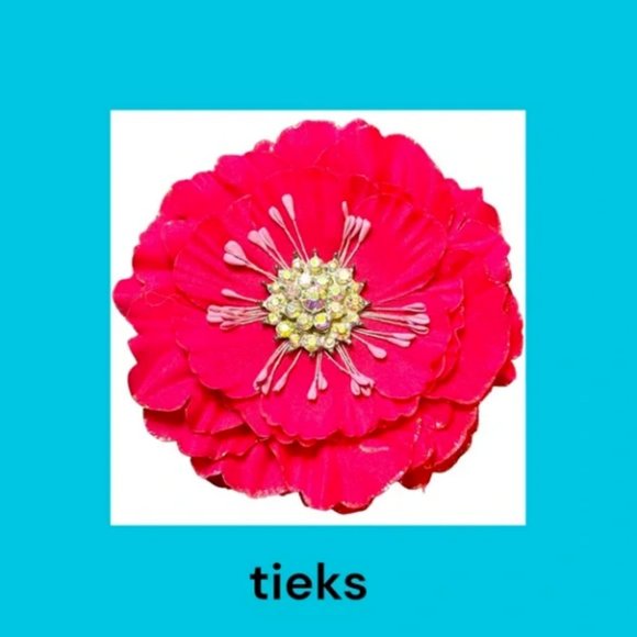 Tieks Flower Pink Box Topper with Faux Rhinestones in Center - Picture 1 of 3